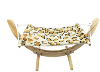 Le Transat: Wooden cat lounger with plush hammock