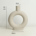 L'Anneau: Matte ceramic ring vase
