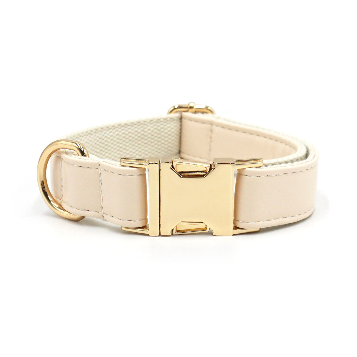 Le Doré: Leather-look dog collar with gold buckle