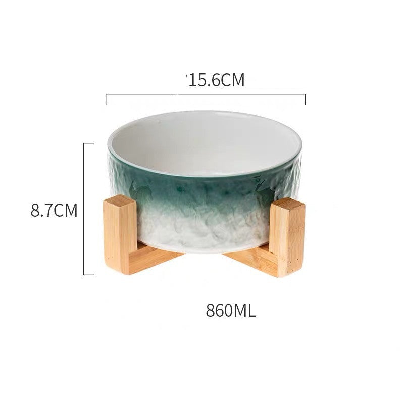 Le Grès: Glazed ceramic bowl on a bamboo stand