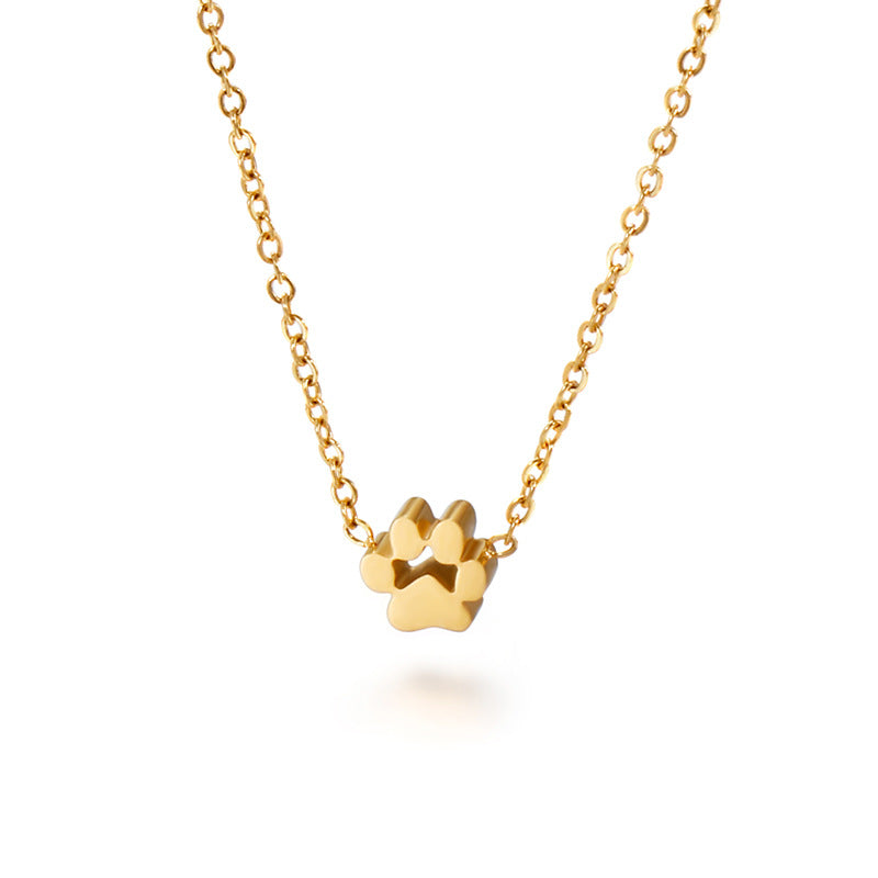 La Patte: Paw pendant necklace