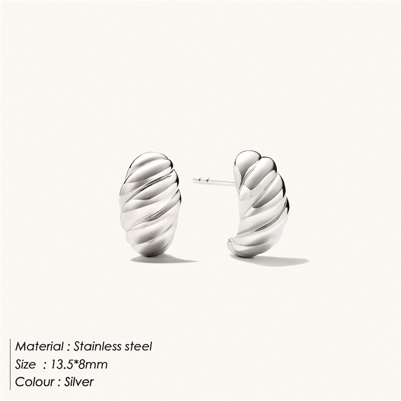 Le Croissant: Ridged dome stud earrings