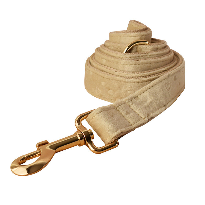Le Velours: Velvet dog collar, leash and bow tie