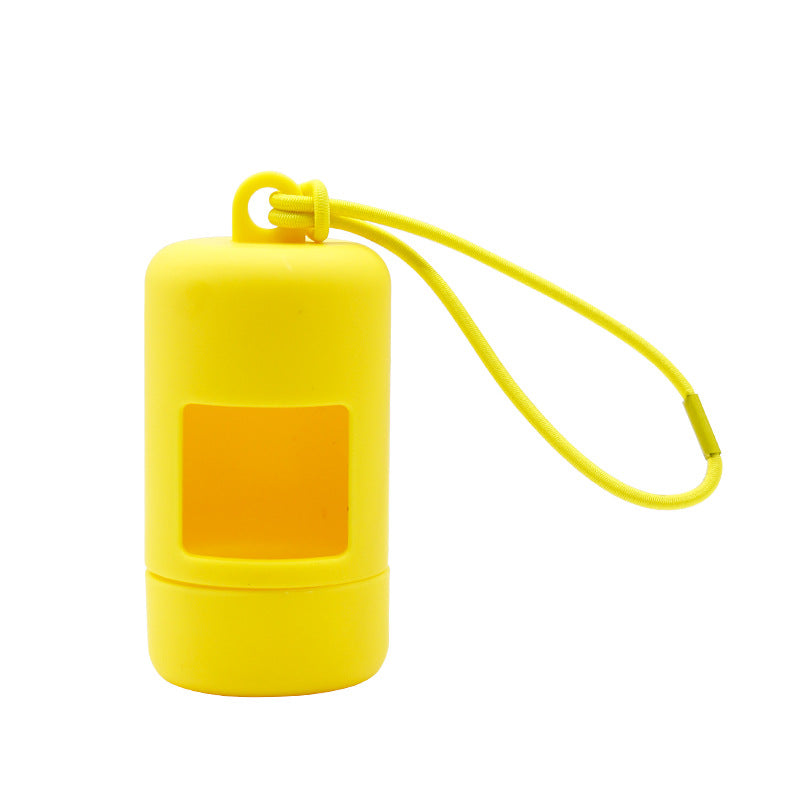 Le Petit Étui: Leather-look waste bag dispenser