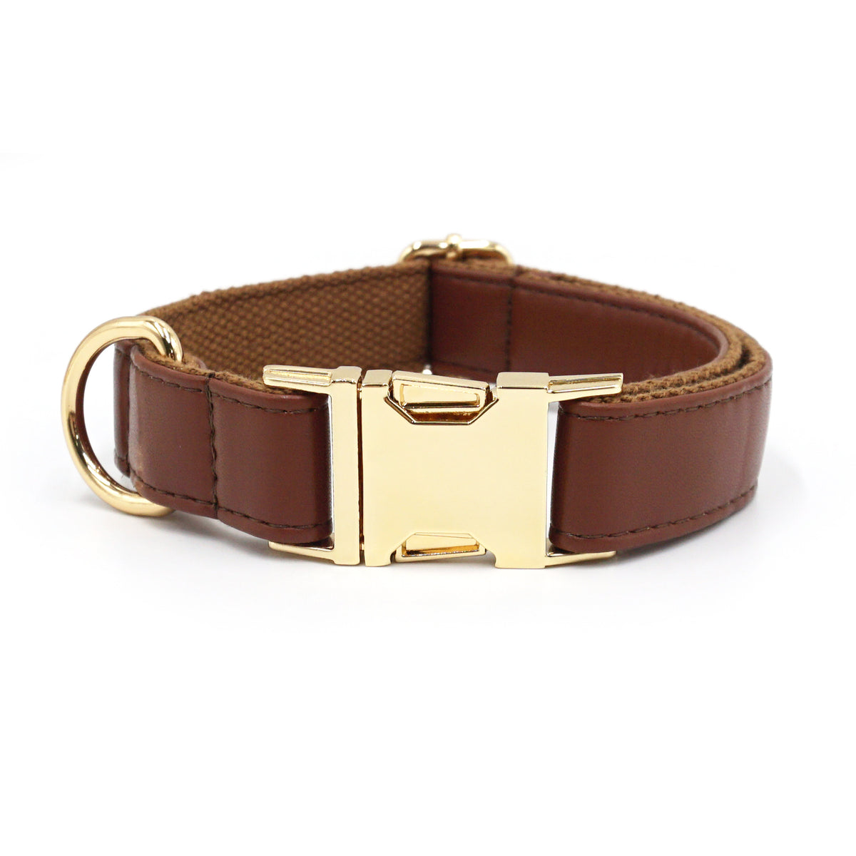 Le Doré: Leather-look dog collar with gold buckle